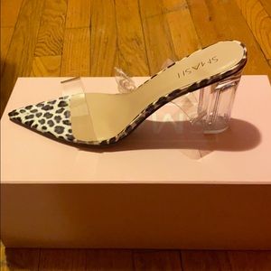 Smash Shoes Maritess Heels (BNWT)